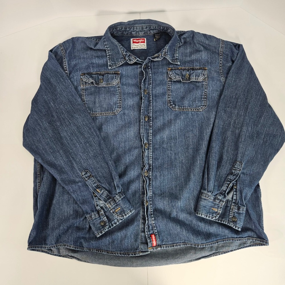 Wrangler Mens 2XL Blue Denim Button Down Shirt Long Sleeve Cotton Workwear